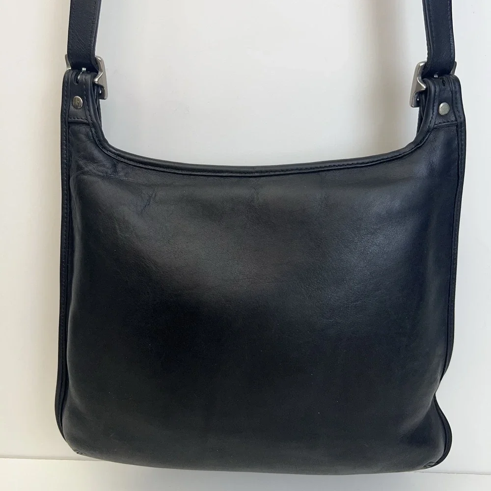 Vintage COACH Leather Hippie Flap Slim Crossbody Bag Nickel Hardware Black 9134